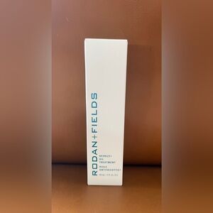 $56 Rodan + Fields Defrizz + Oil Treatment - 2 Oz / 60 ml - Brand NIB - Sealed